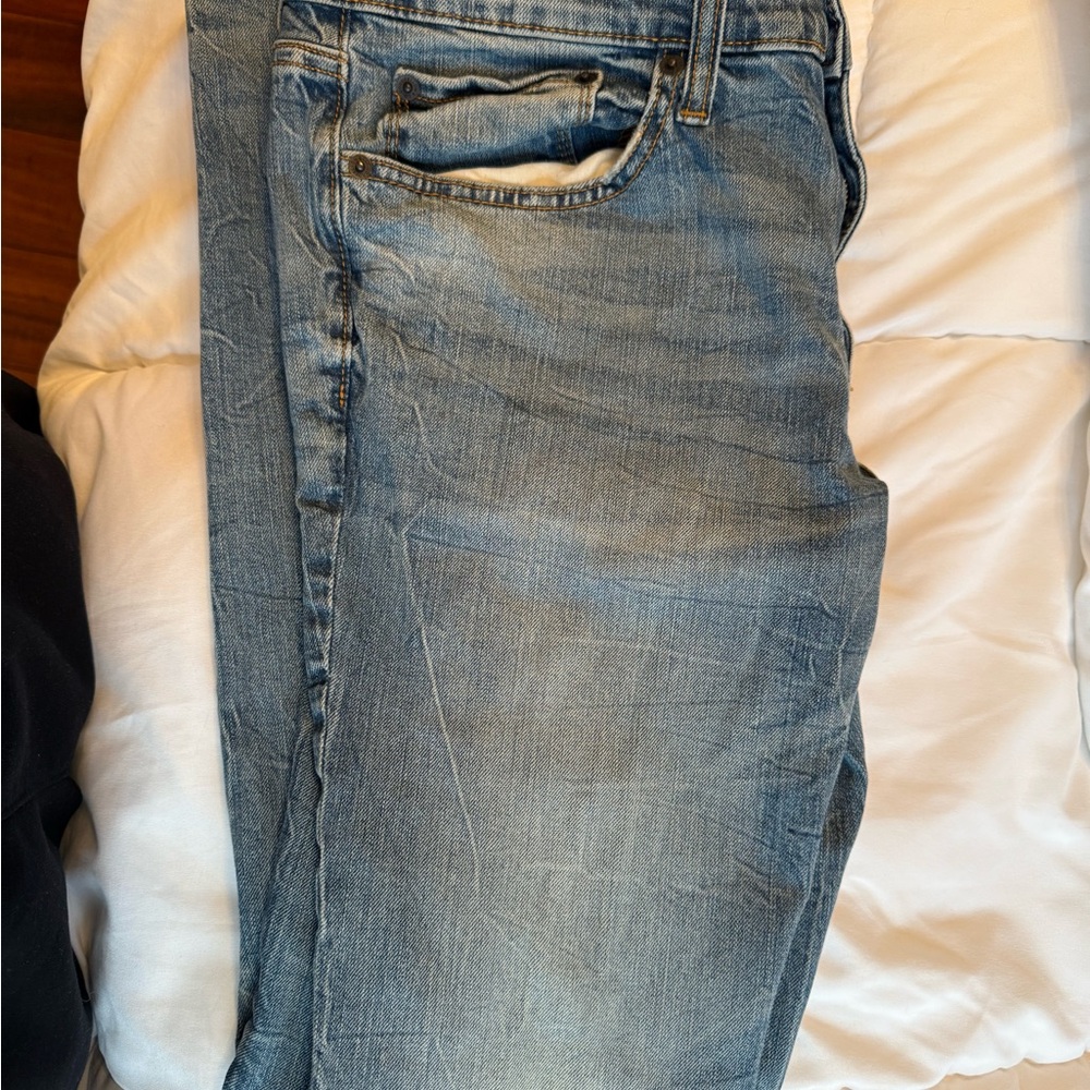 Stylish Blue Denim Jeans Collection - Picture 6 of 9